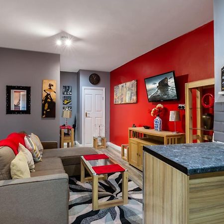 Stockton Town Centre Spacious Apartment Free Parking And Wifi エクステリア 写真