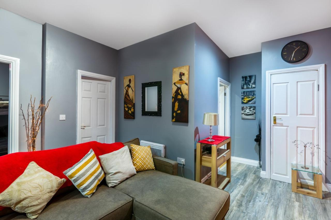 Stockton Town Centre Spacious Apartment Free Parking And Wifi エクステリア 写真